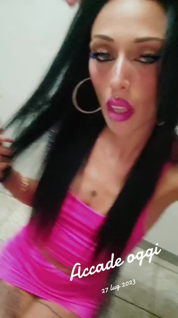 @Lucrezia