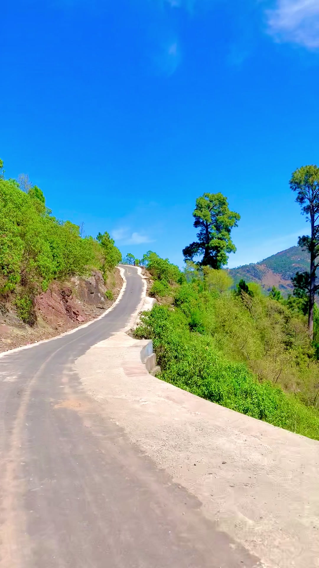 @کشمیری لوگ🏔️🦋