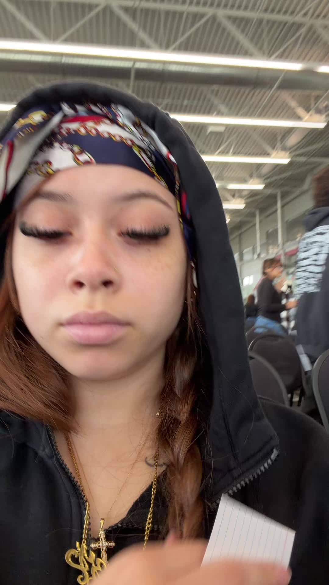 @izzybeezy