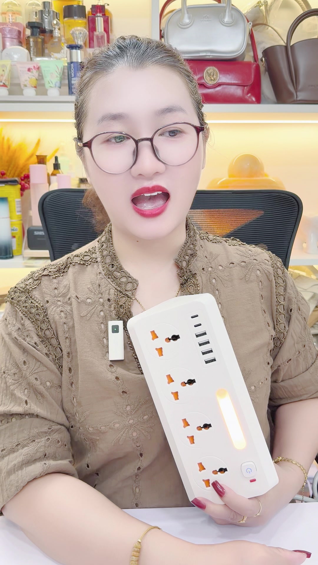 @Ổ Của Lộc1376