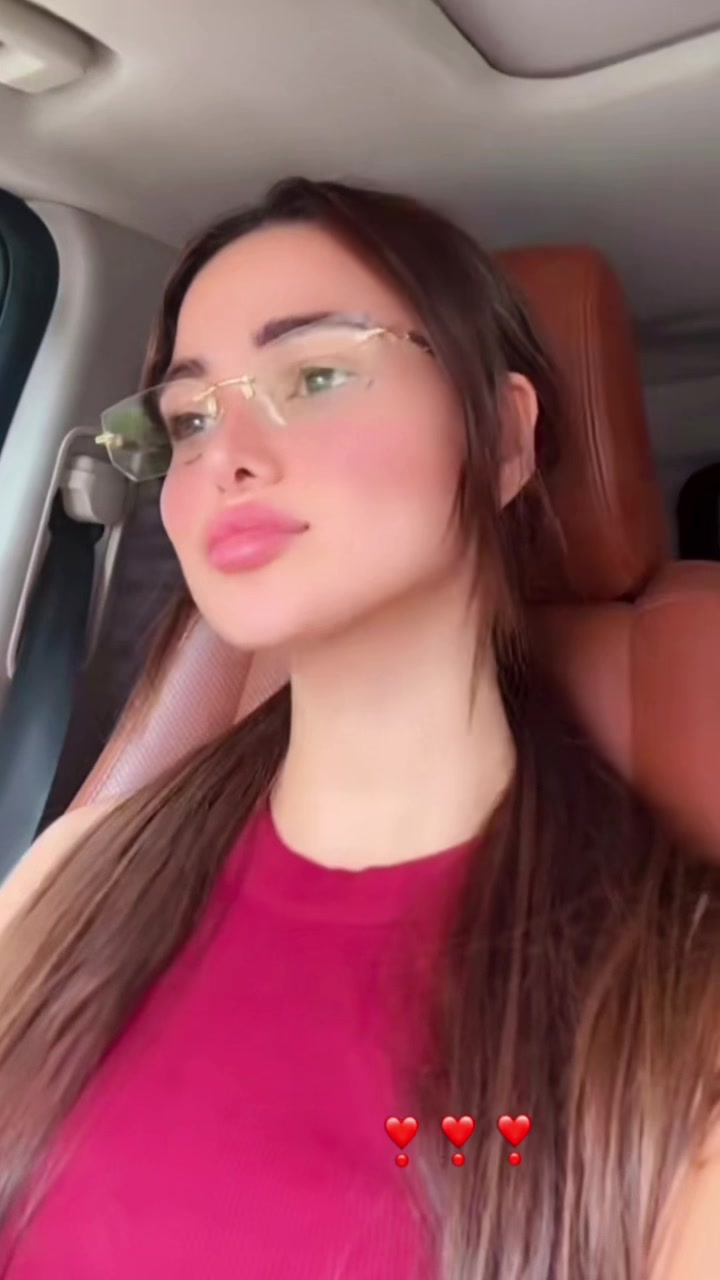 @𝐀𝐆👑