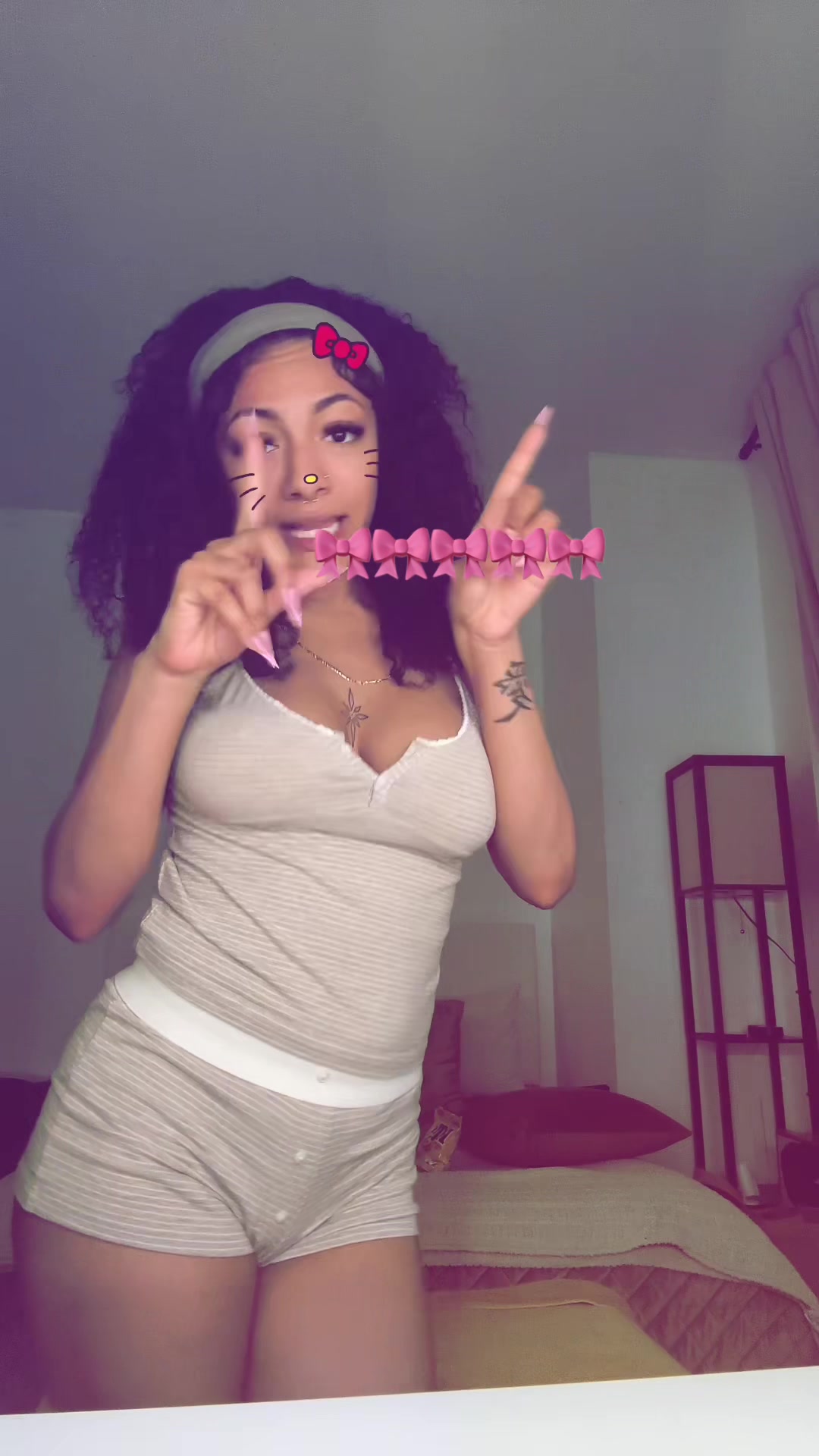 @thelibradiva4