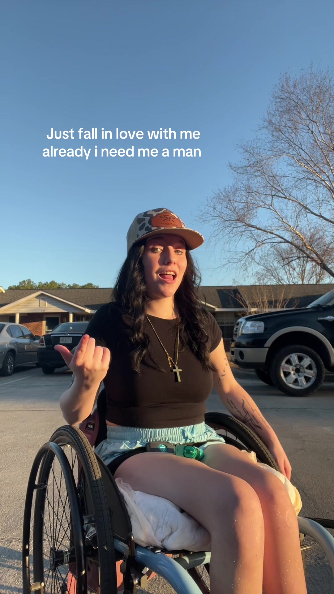 @paraplegic queen 👸
