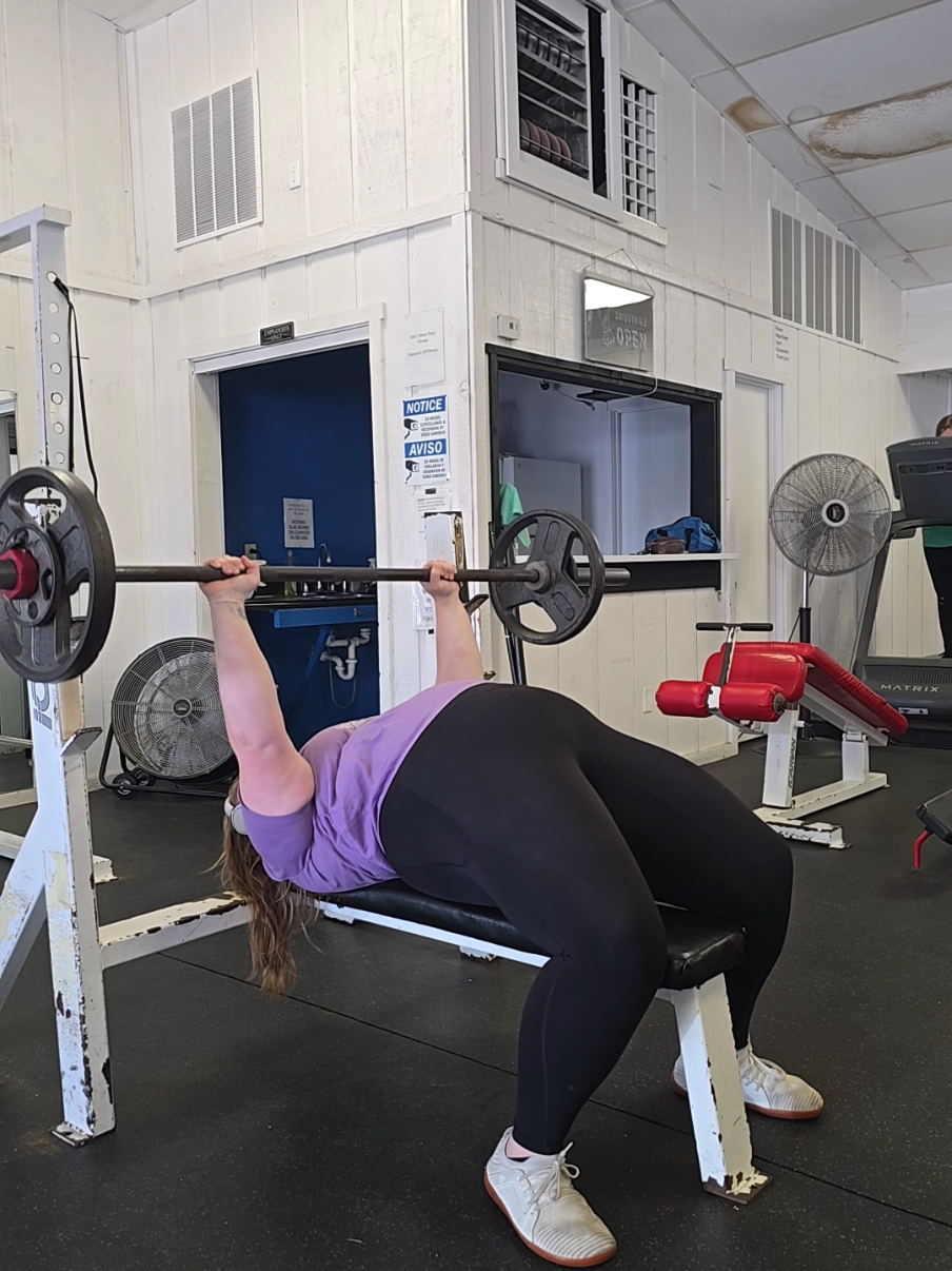 @Gena Robertson 💪