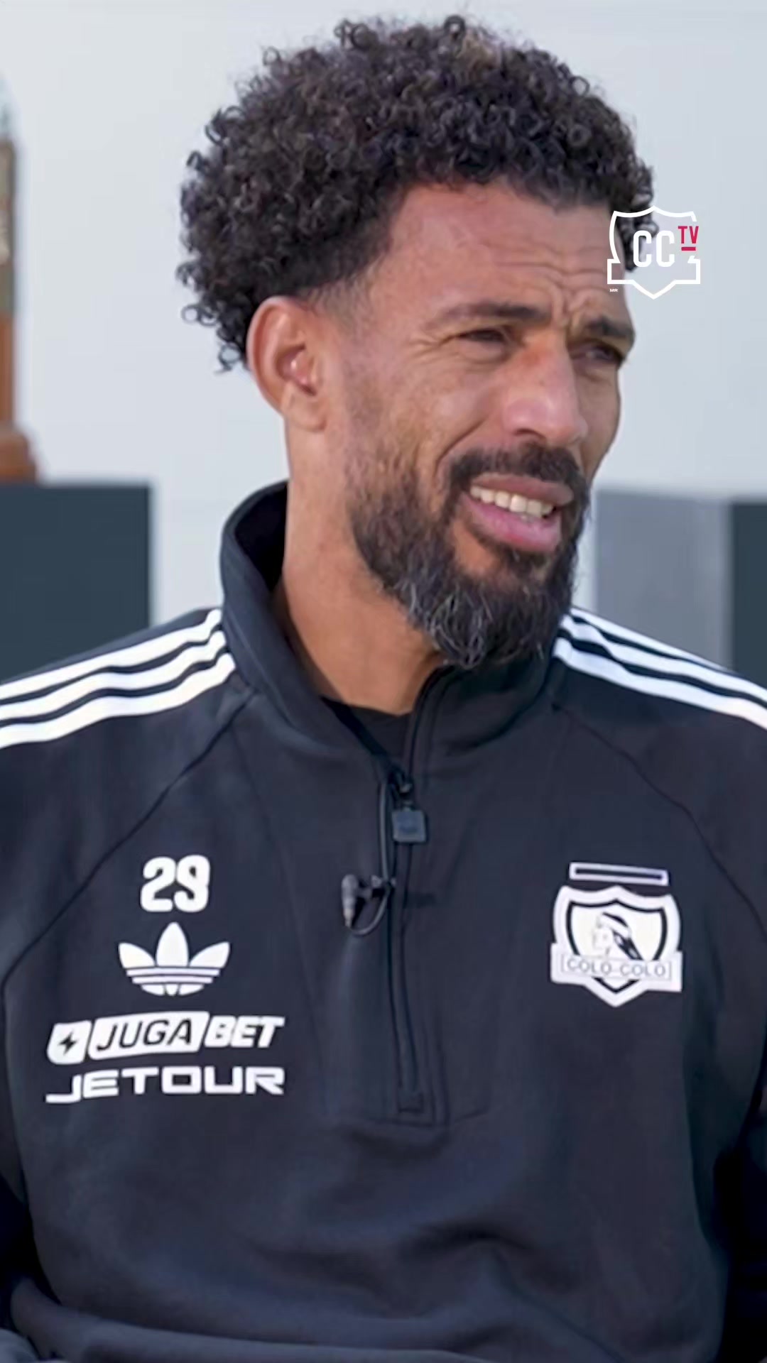 @Colo-Colo