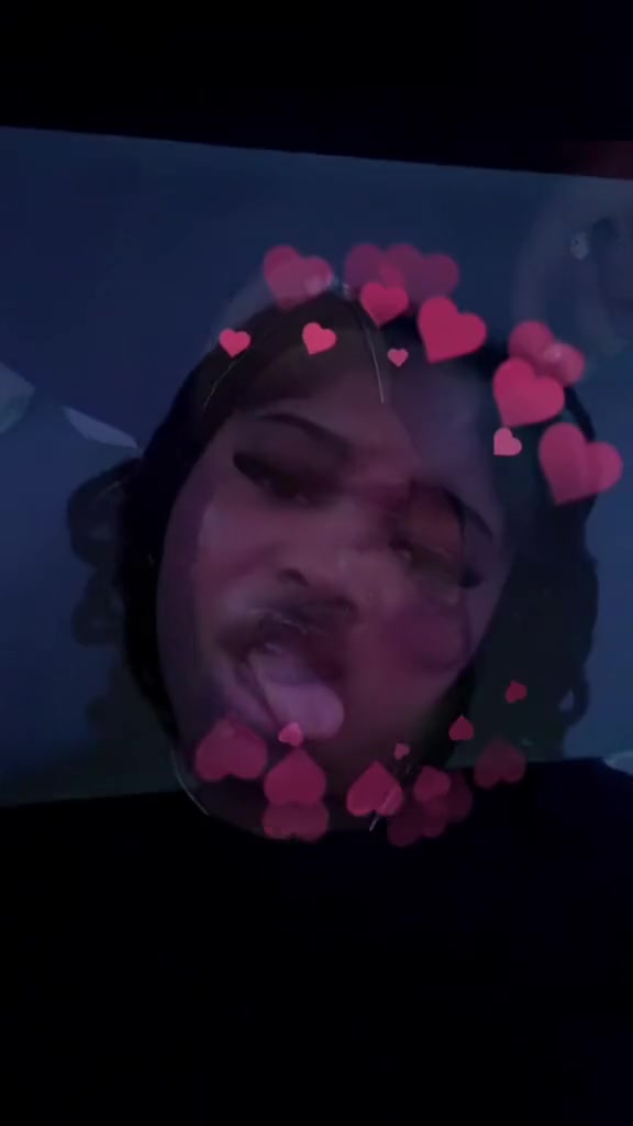 @queenb