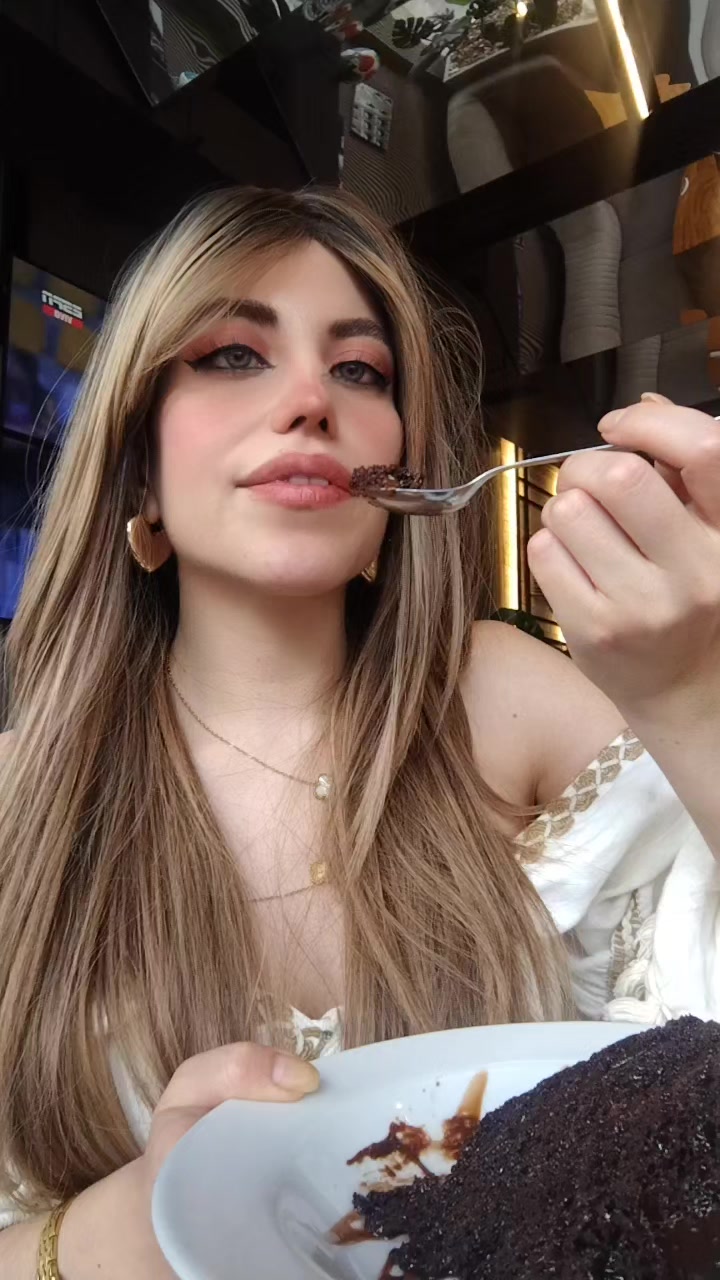 @Victoria Henriquez
