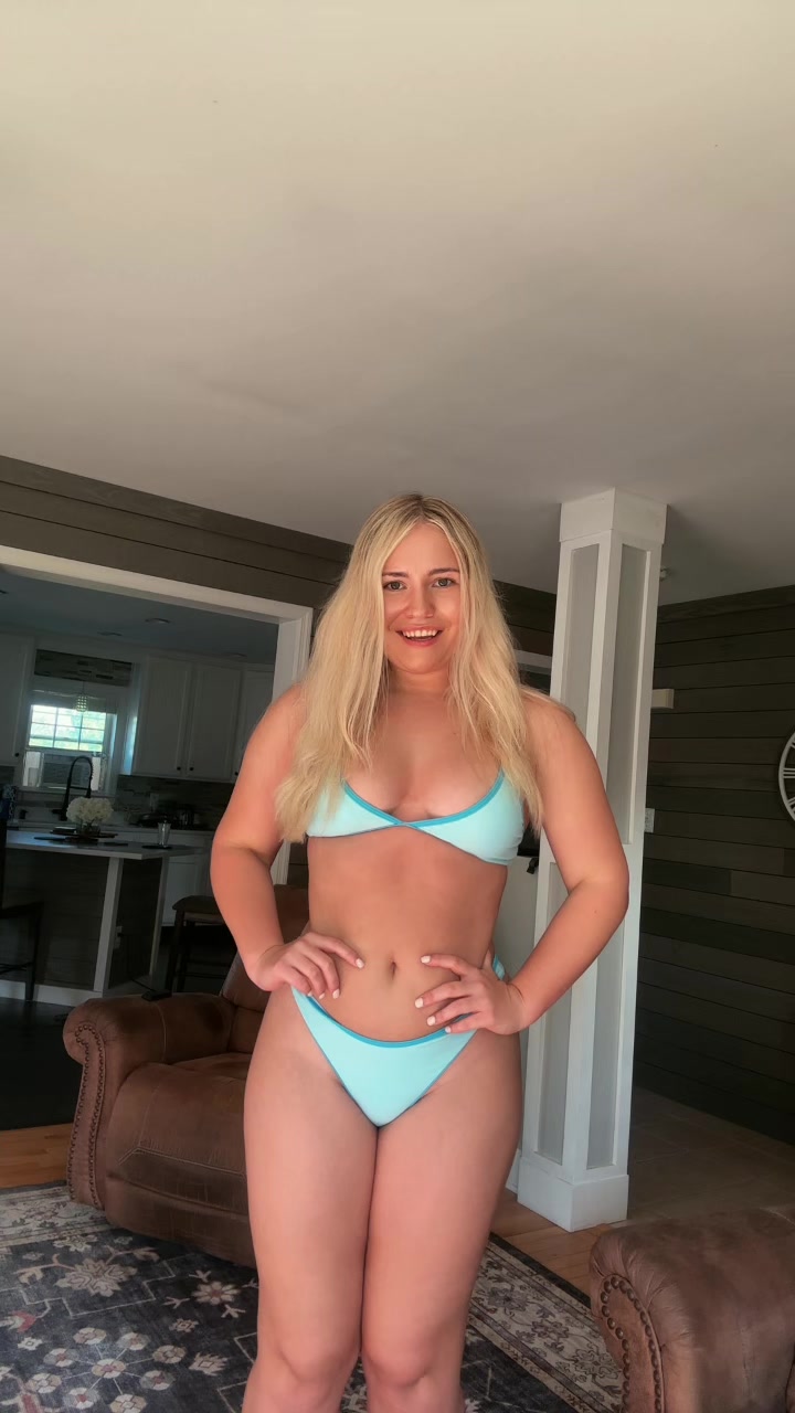 @Alyssa Paige:)