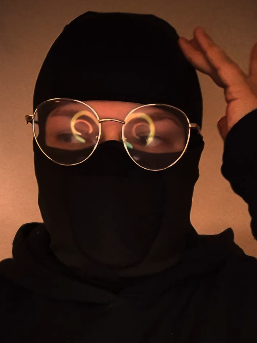 @𝐯𝐲𝐳𝐞