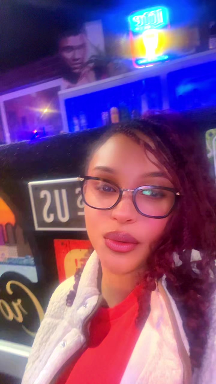 @Loveee