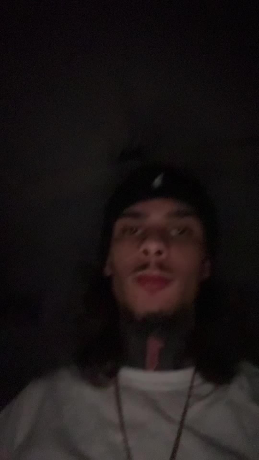 @️