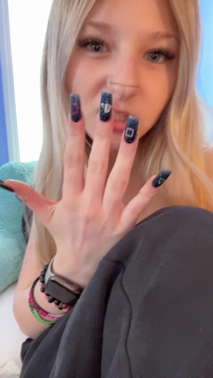 @hippieflipp