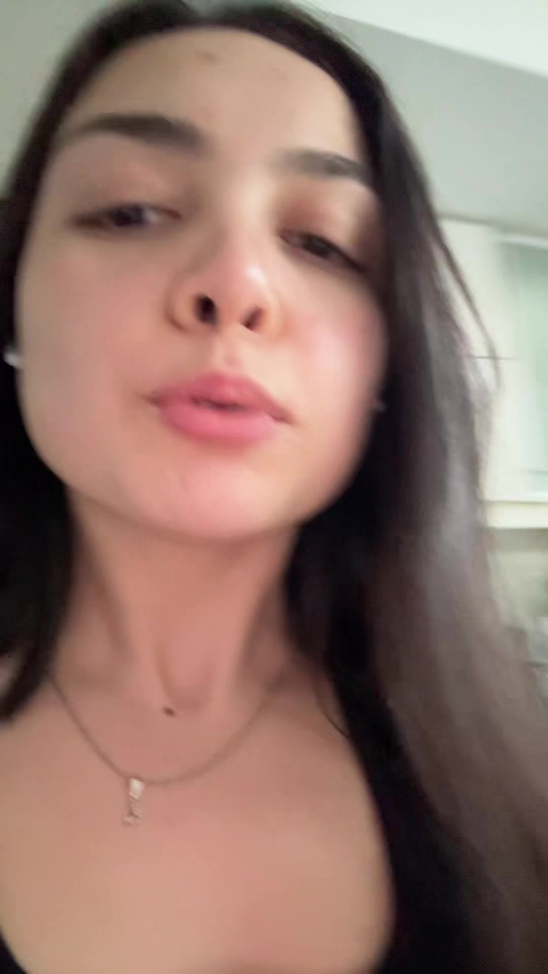@theyknowlara