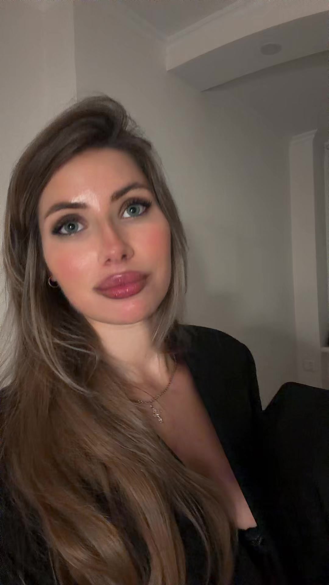 @_alinnoook030333_