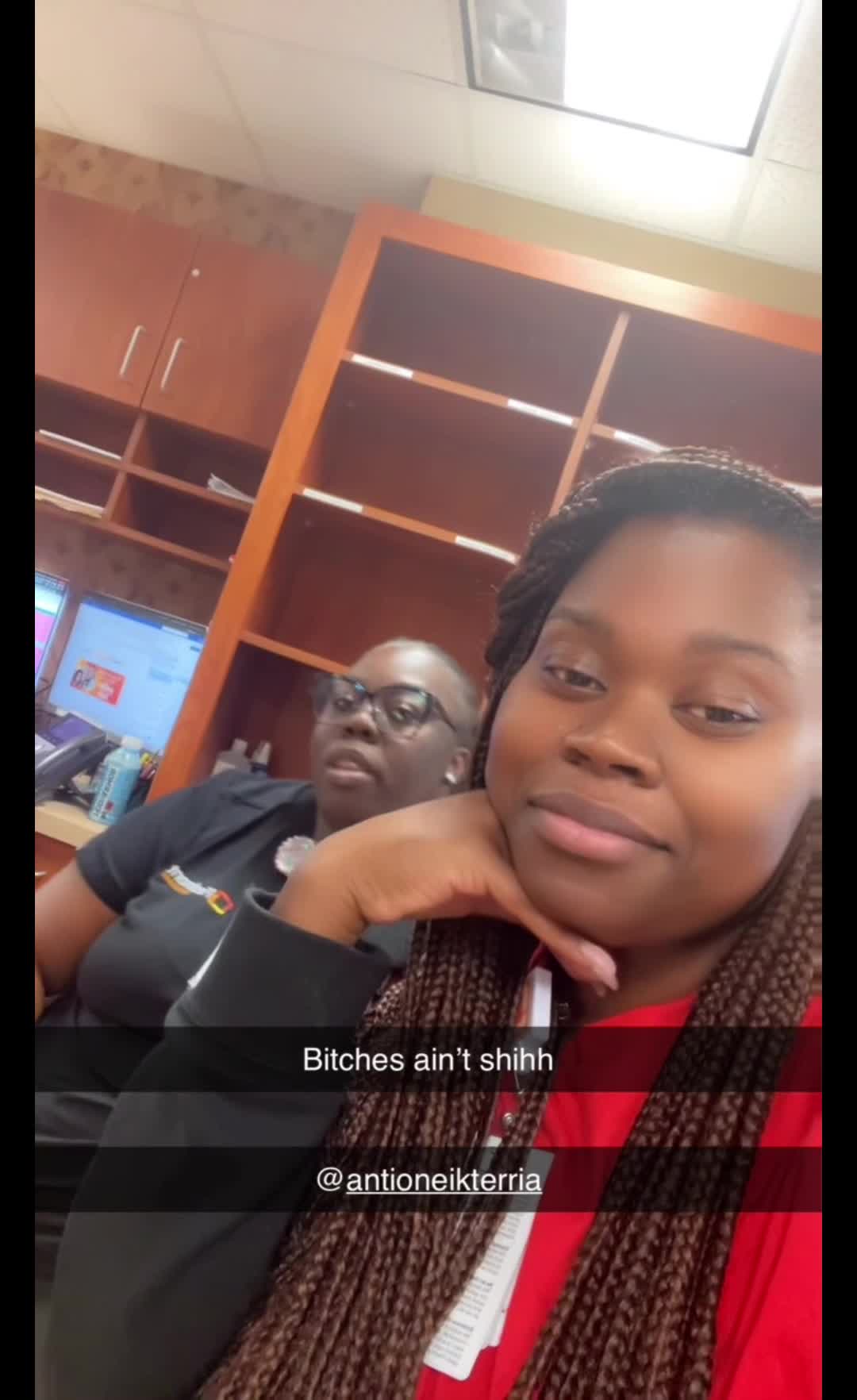 @NEEK_