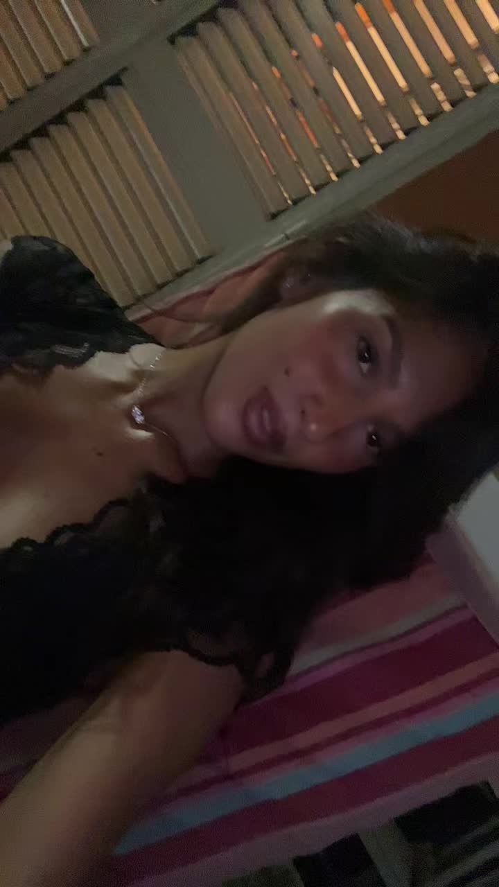 @auroravalentino