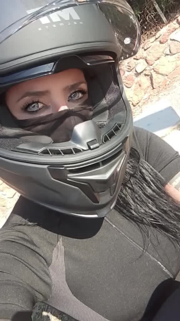 @Esmeralda
