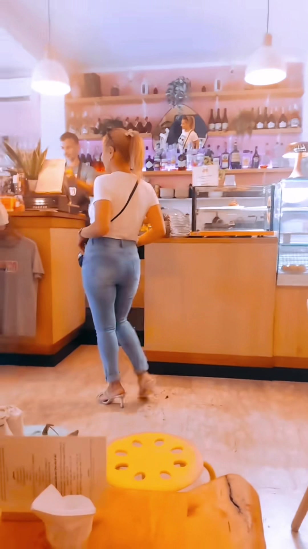 @პოზიტივი გოგო
