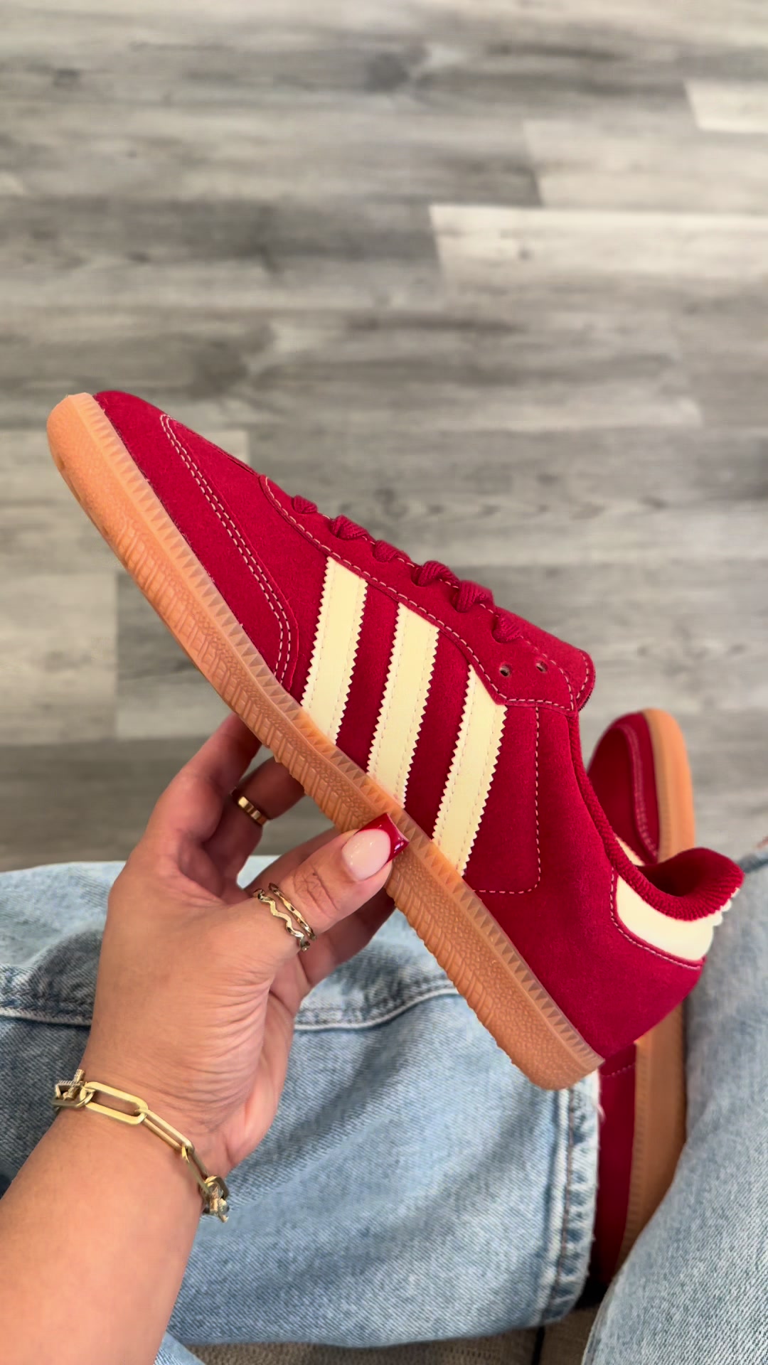 @levelupkickz