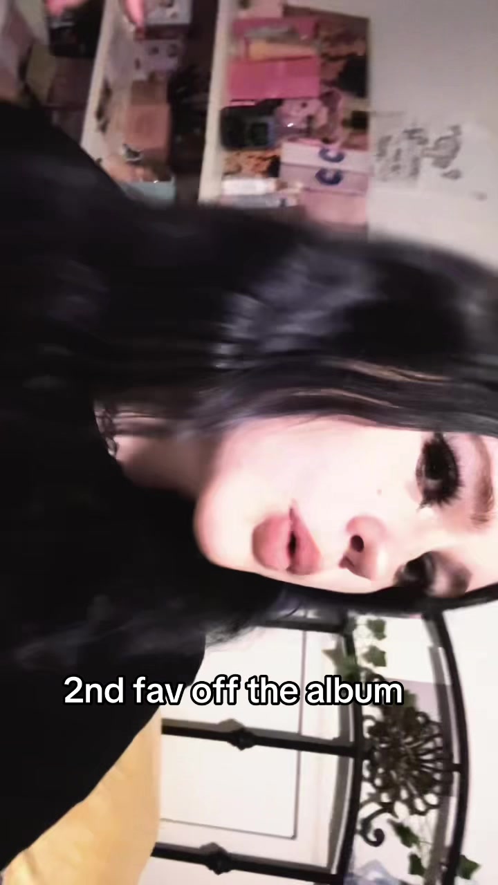 @alexis 🖤💿