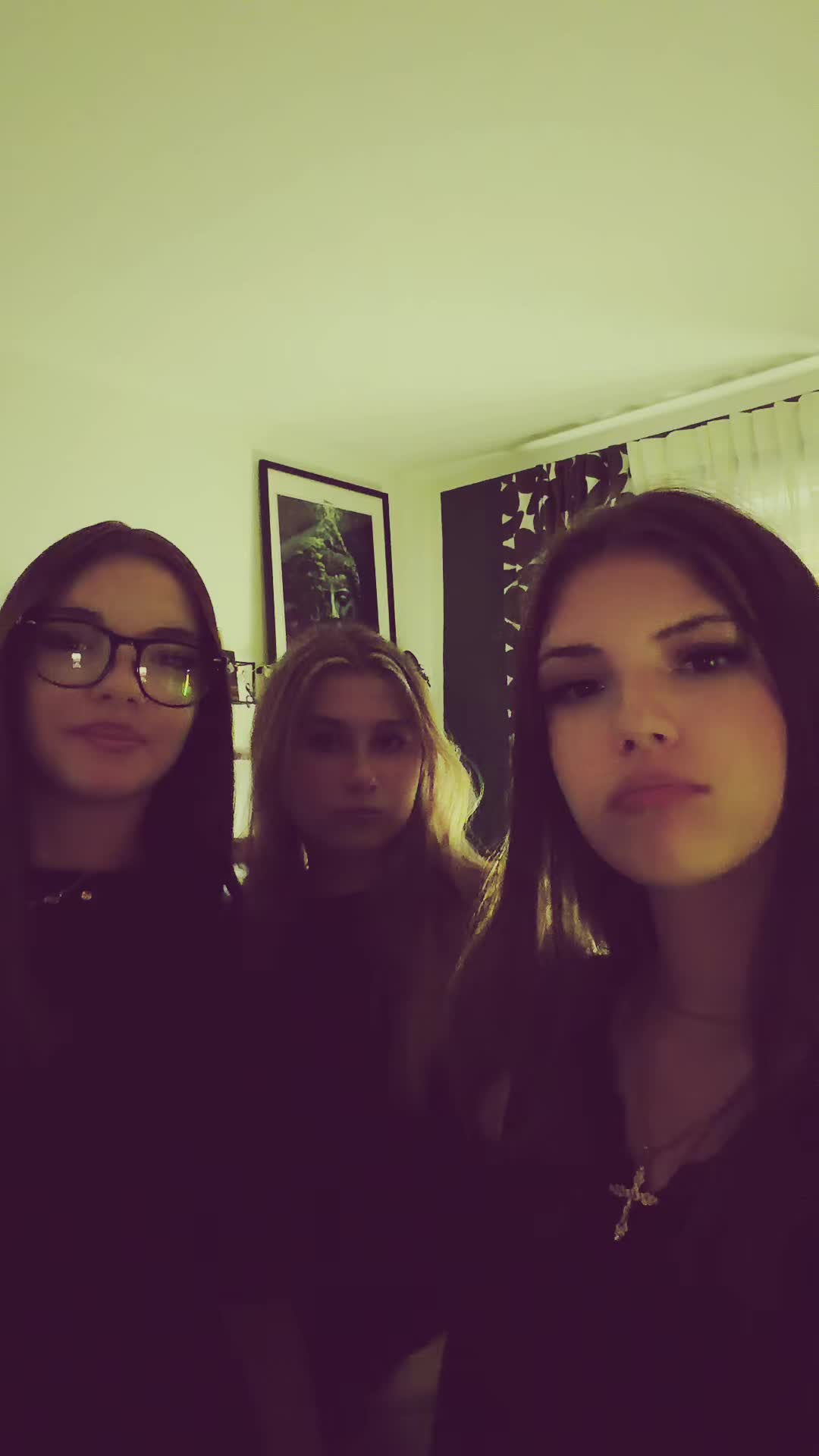 @ℰ𝓁𝒾𝓃𝒶