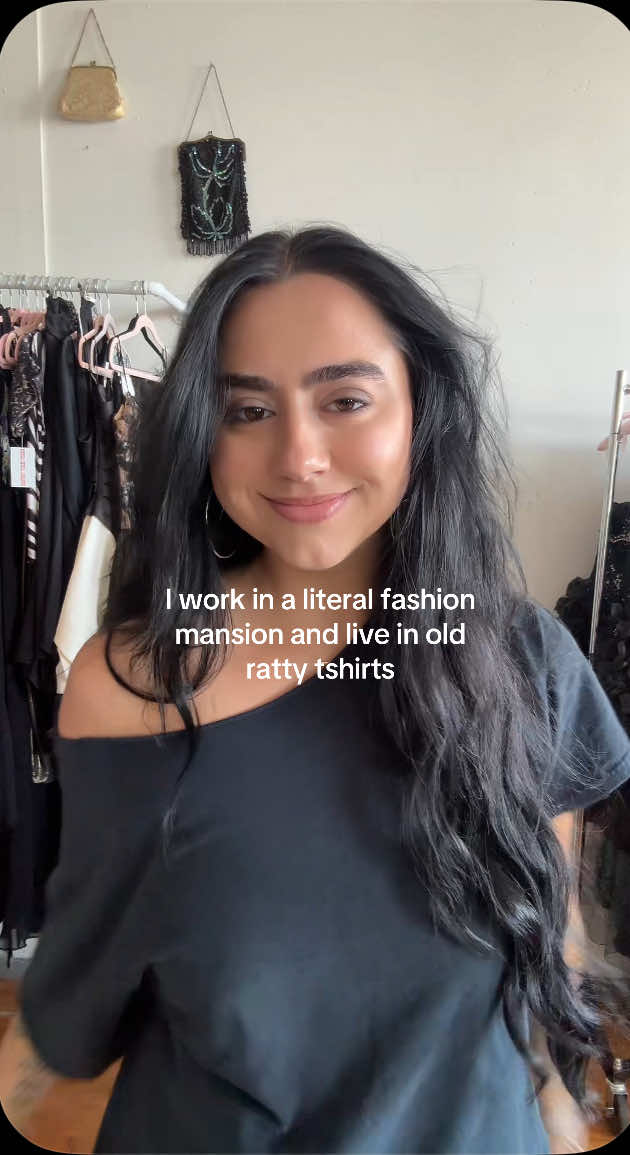 @thequeerghoul 🍉