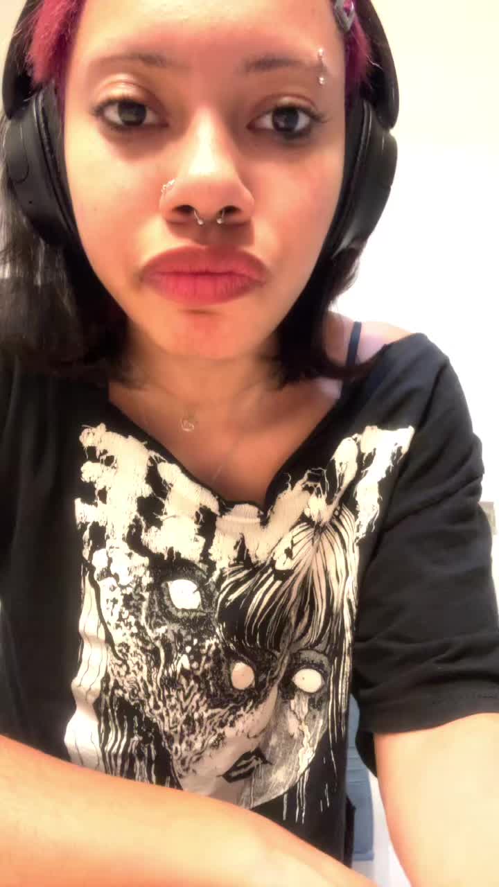 @reesie