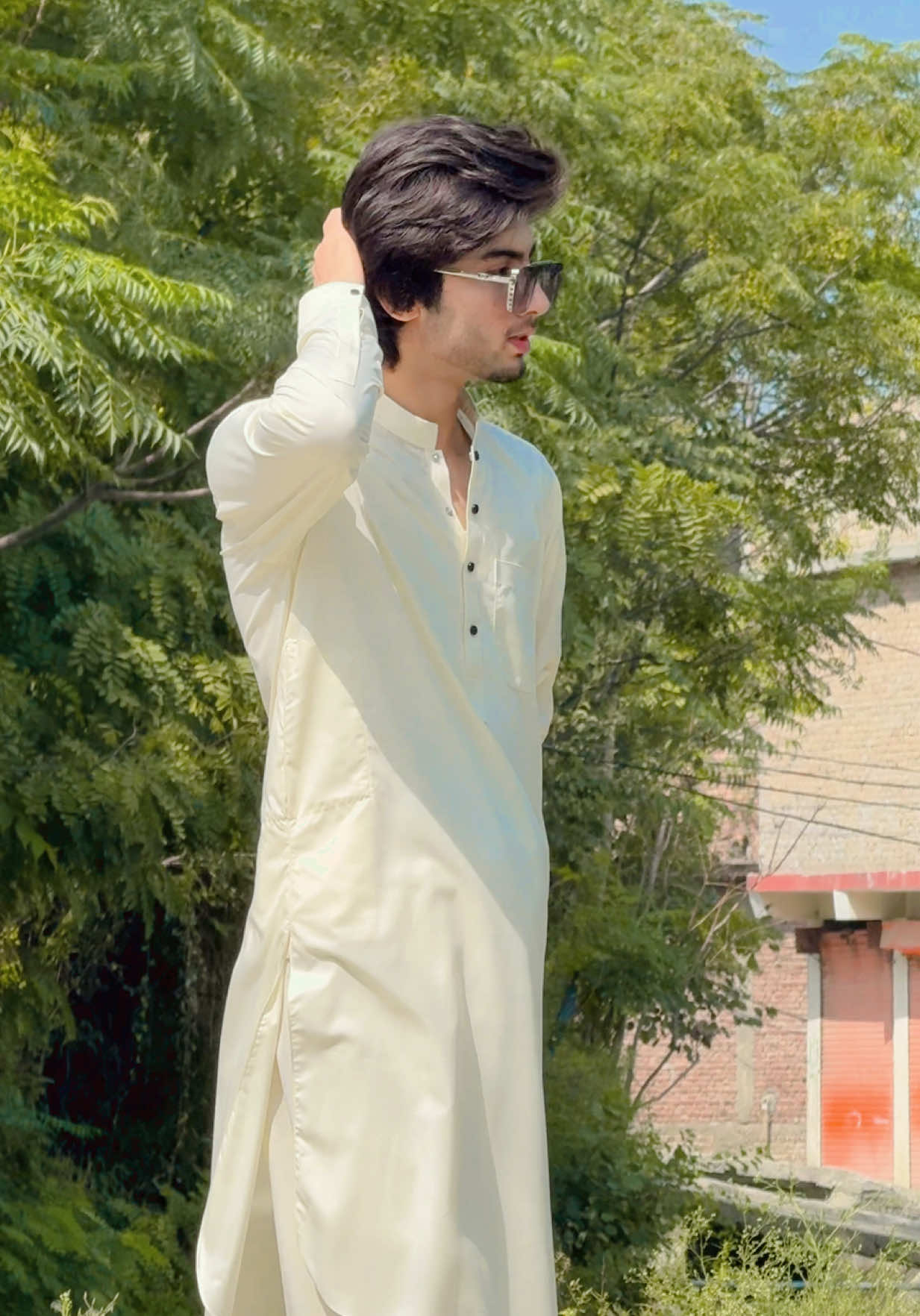 @Shahid_loyal2