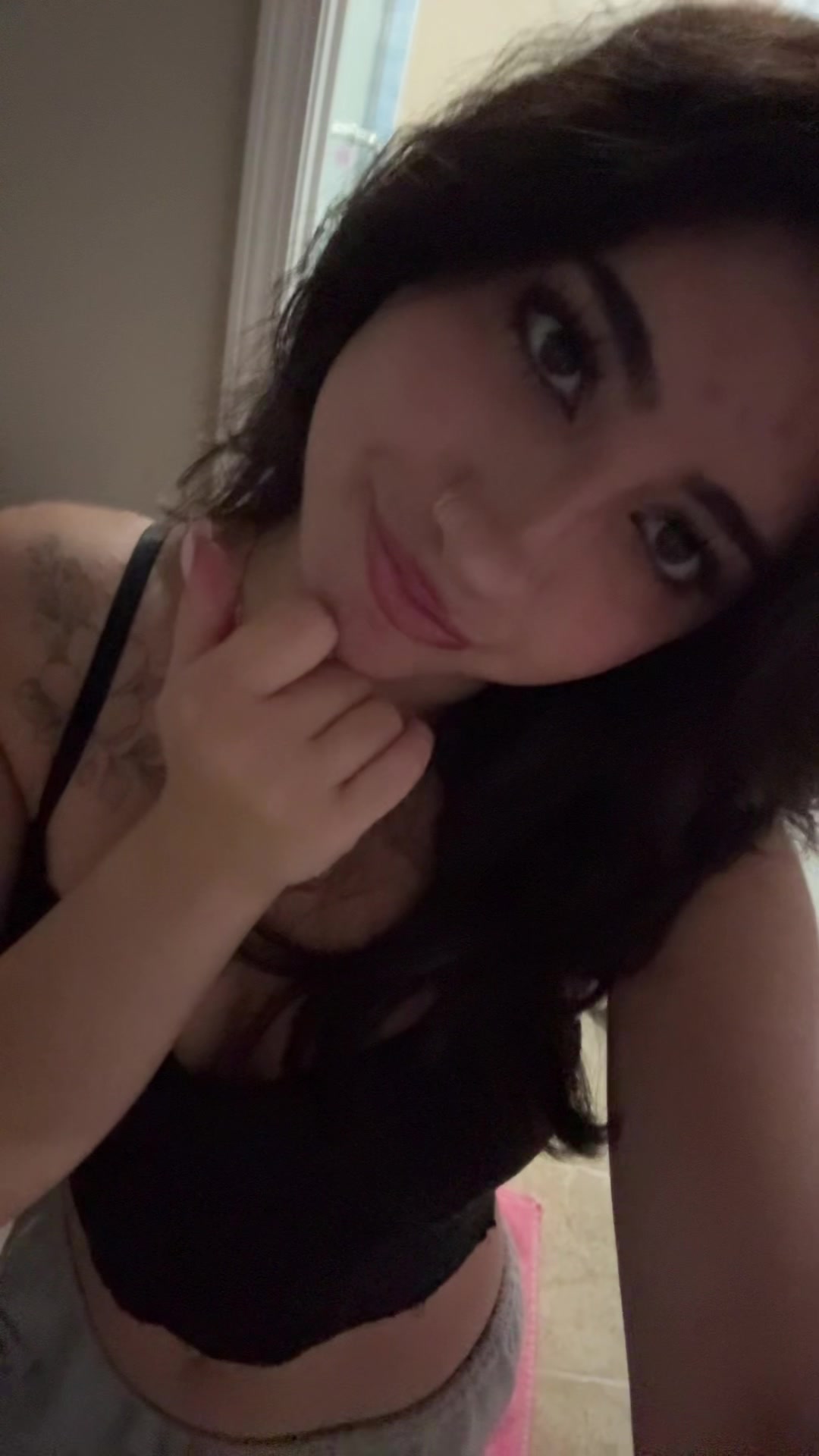 @carlie