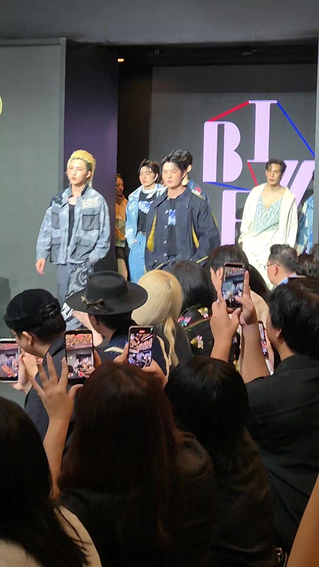 @เชื่อกูกูว่าสนุก