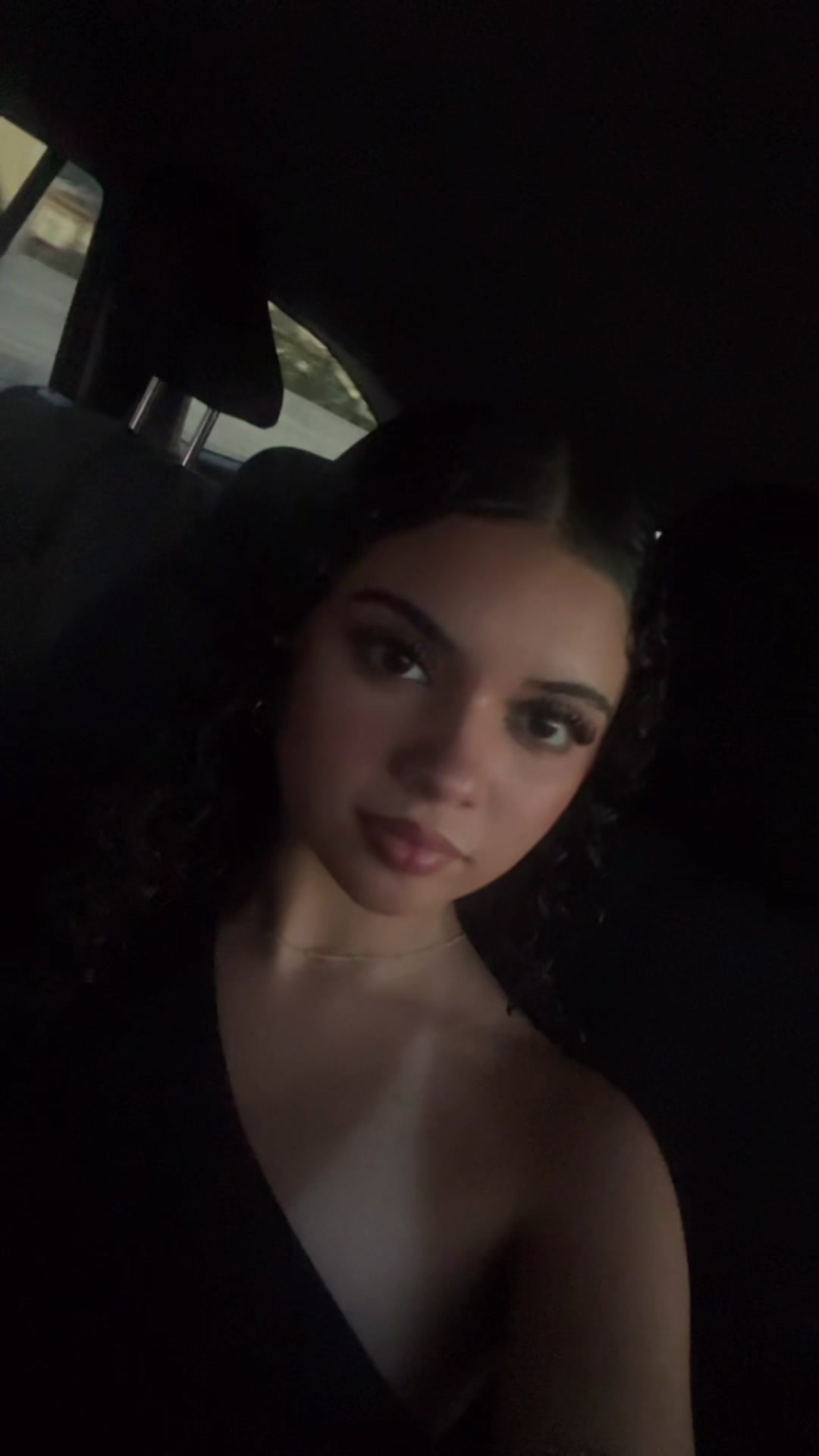 @👑