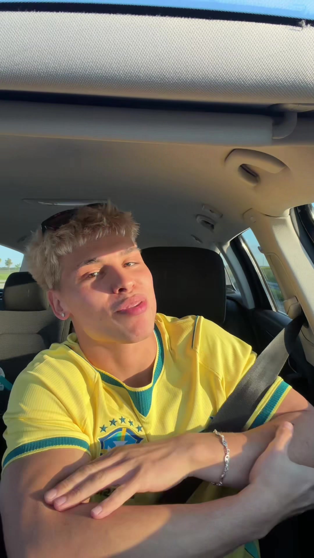 @Adammwiniarski