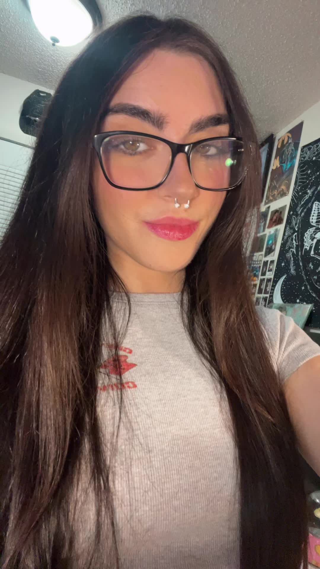 @Bella 🖤