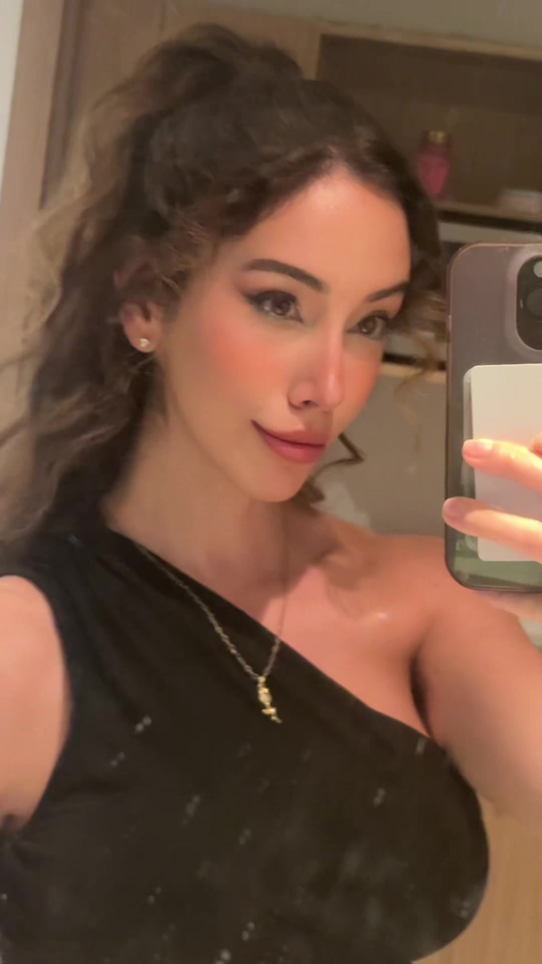 @Ladanirizos