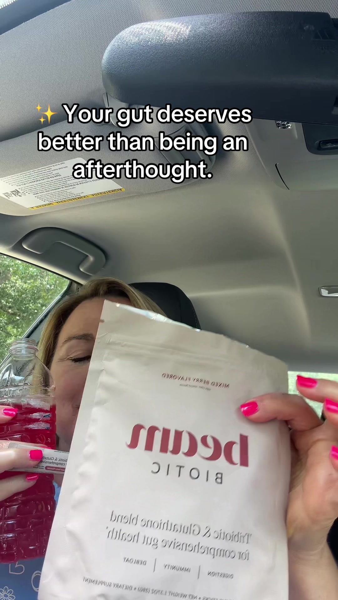 @Melinda || Travel Agent