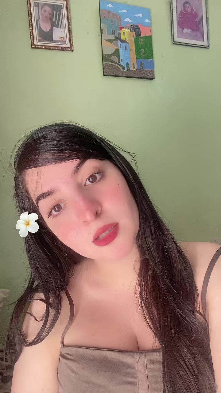@oumniabetty1