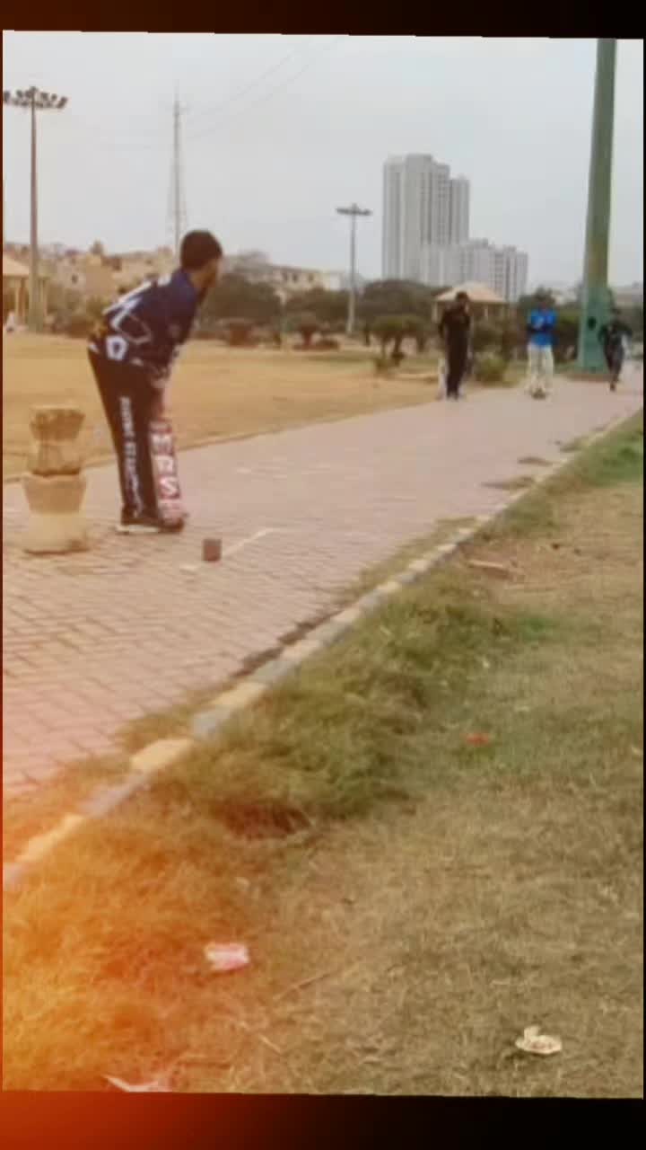 @🥰 BukhtSaeed khan احن حیل