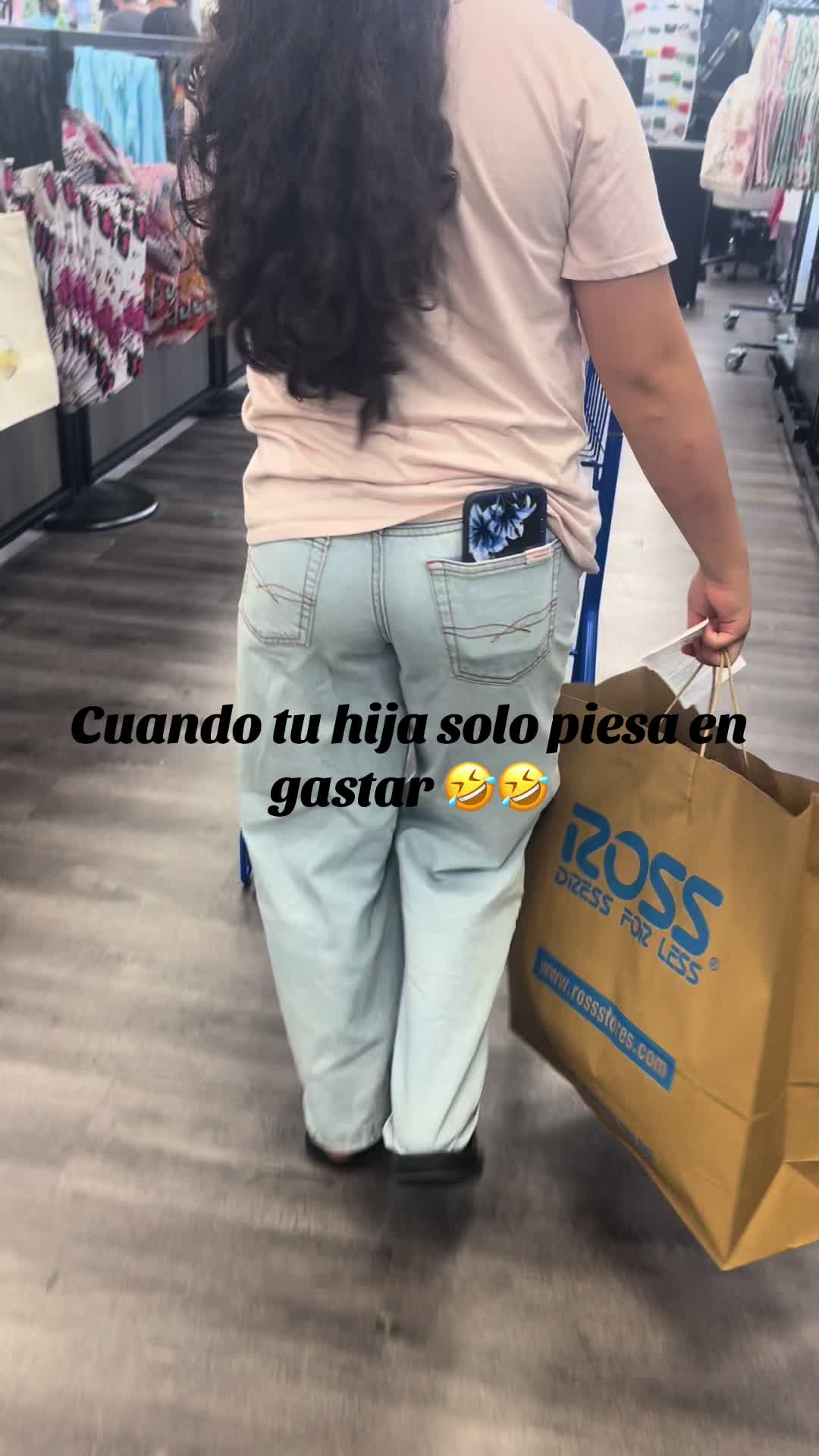 @lesly flores