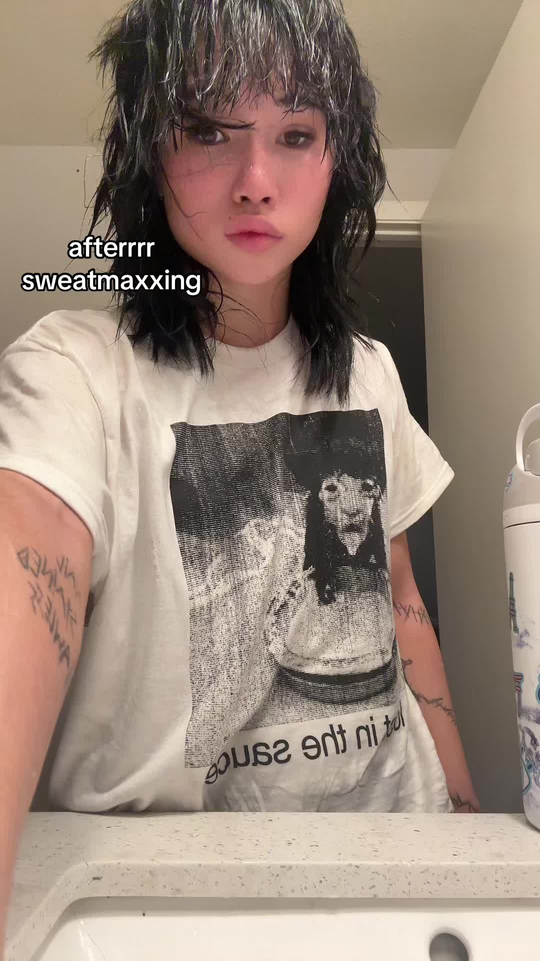 @yummyknivez