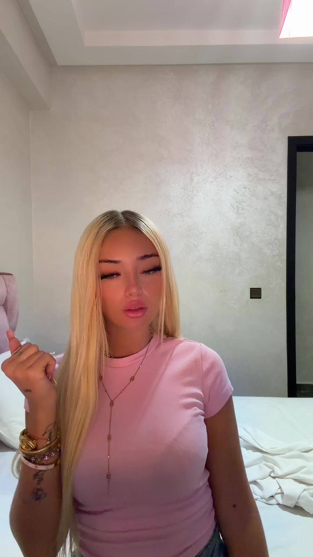 @COCACHERRIW