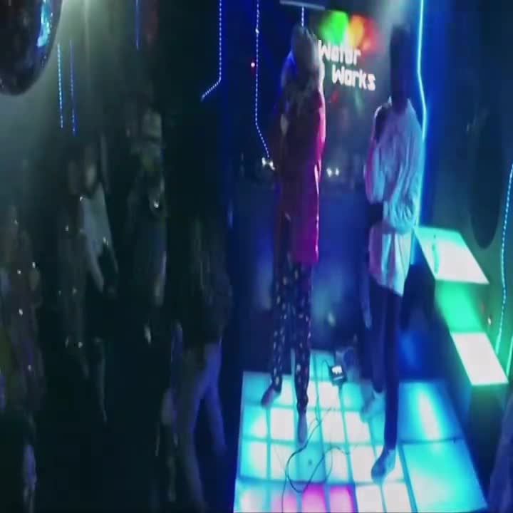 @★