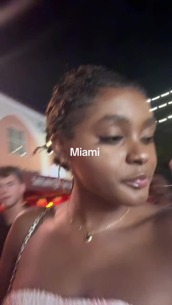 @SydneyThaBhaddest