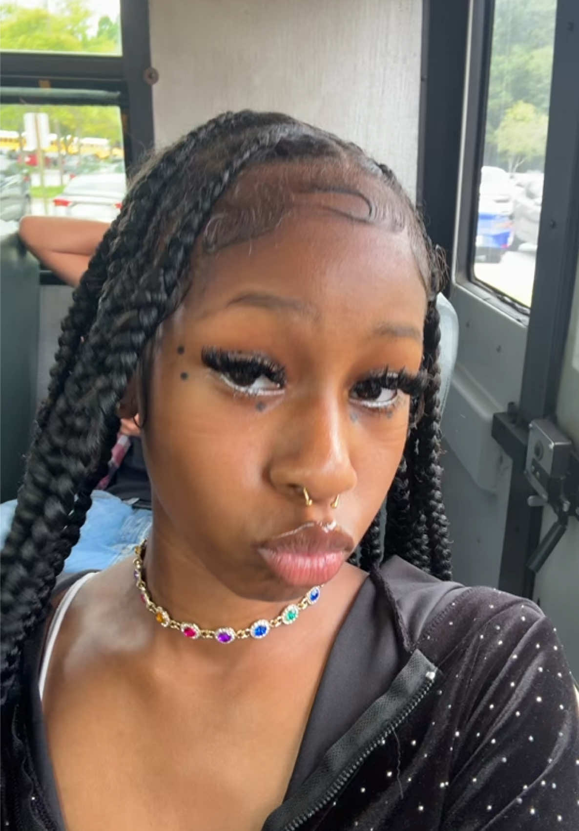@prettyprivilege . 💕