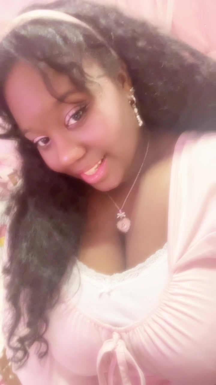 @𝒹♡𝓁𝓁𝓎 𝜗𝜚