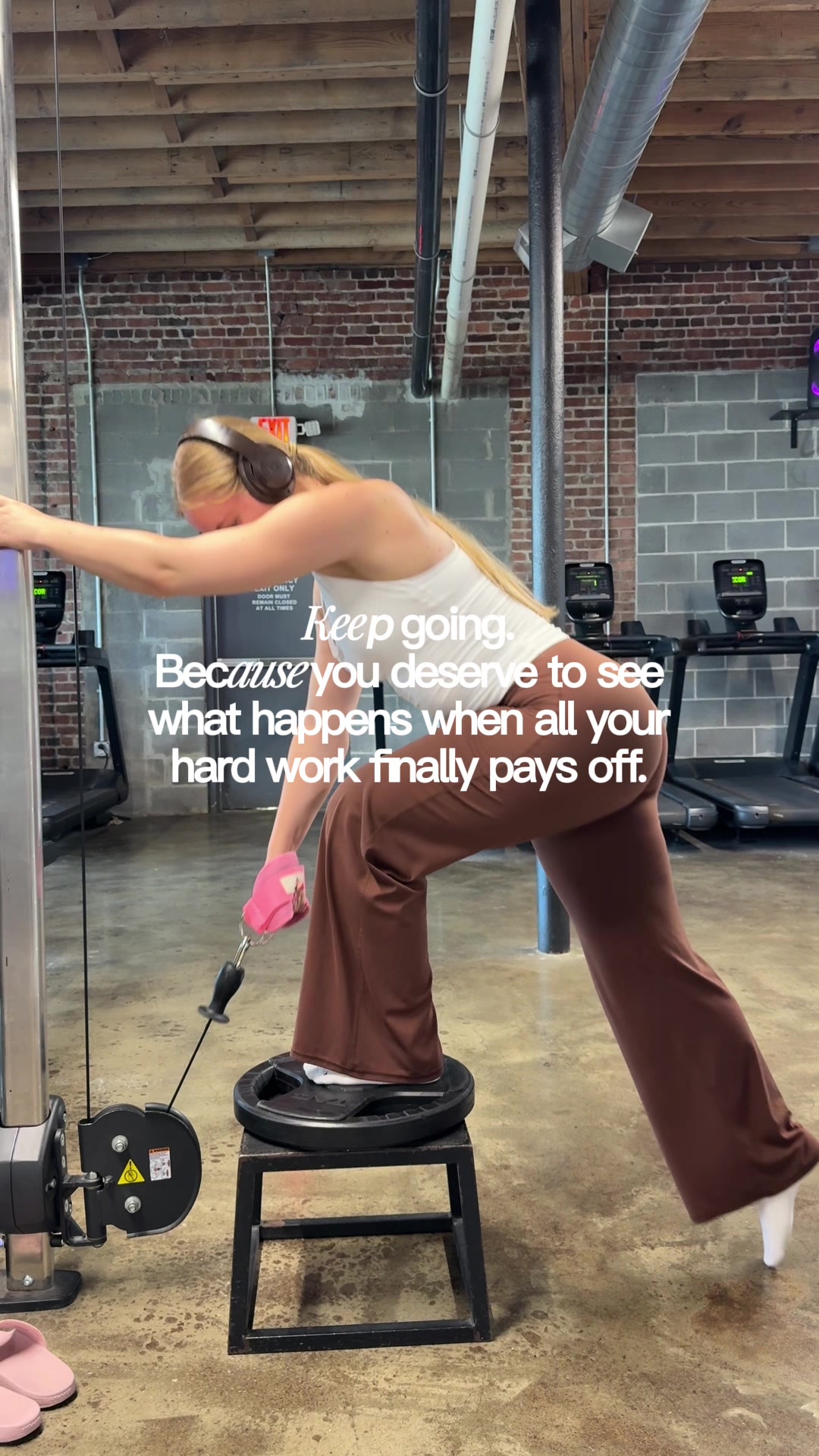 @BUILT BY LINDS