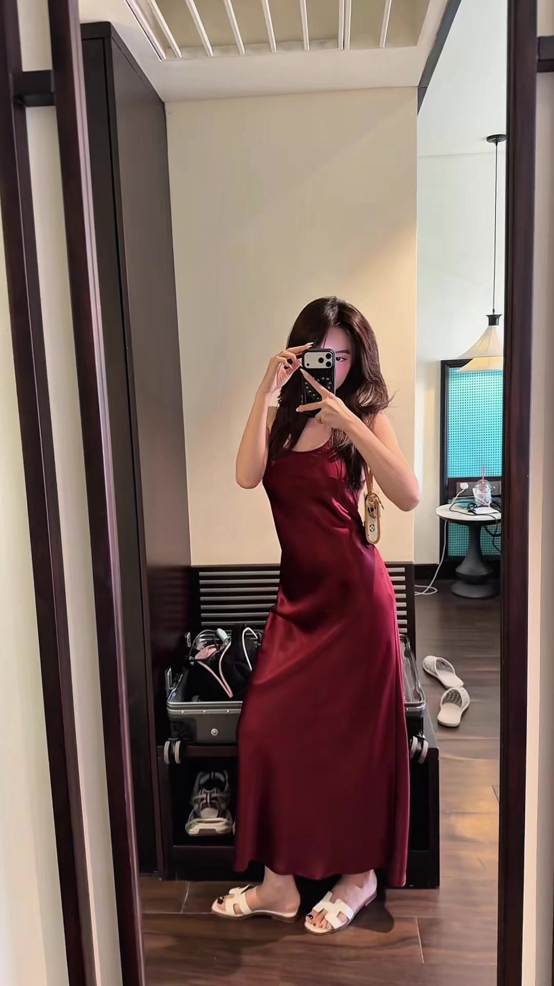 @Uy&ecirc;n Fang