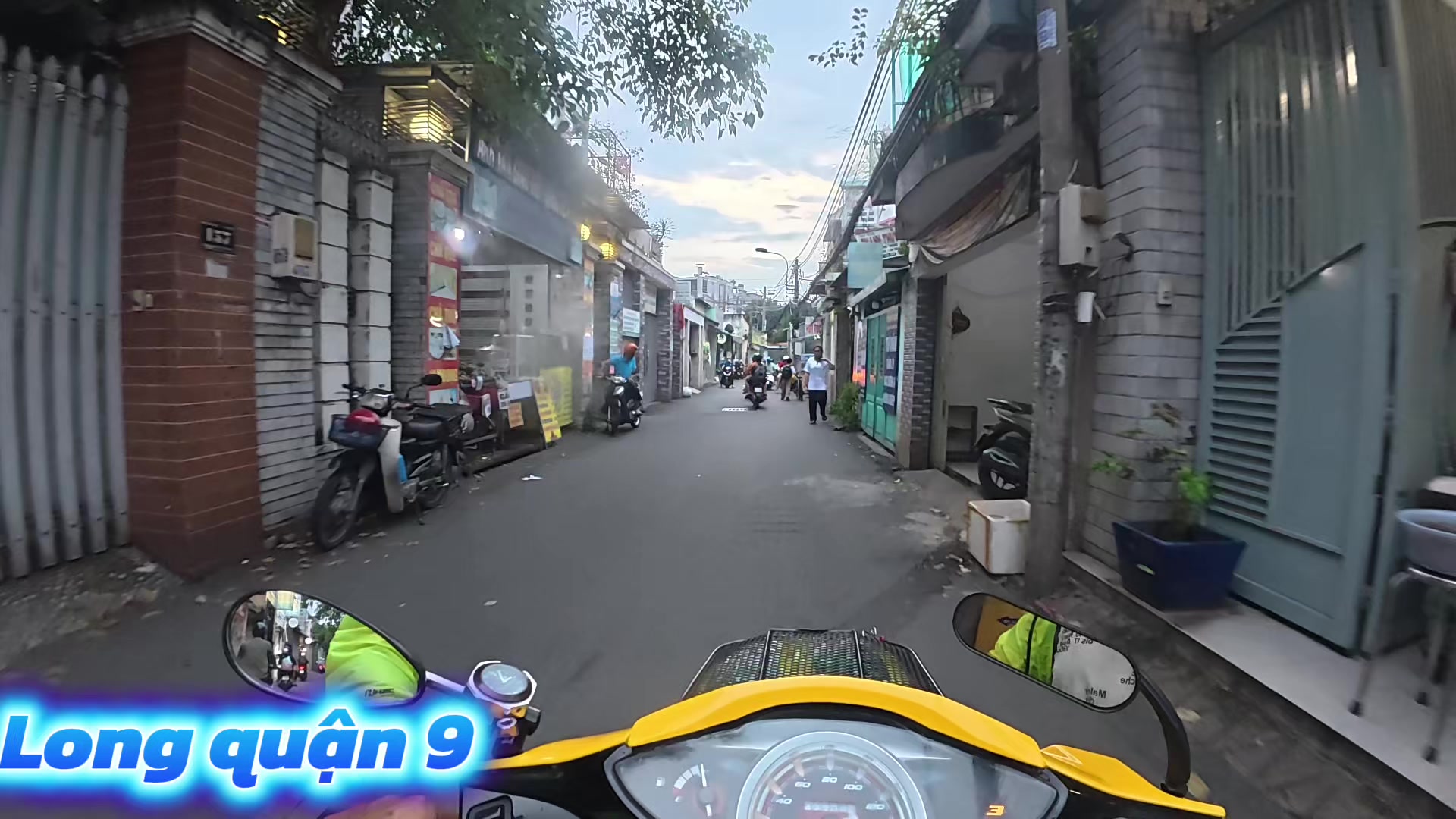 @Long Quận 9