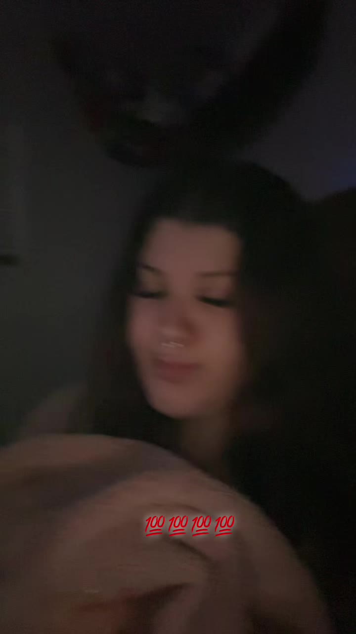 @DAVRIANA K🩷