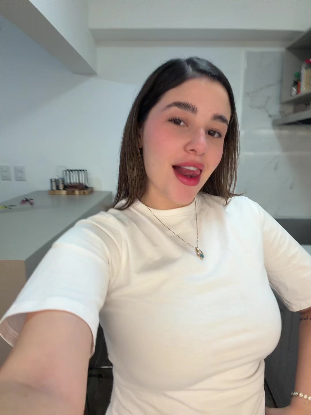 @larissamier