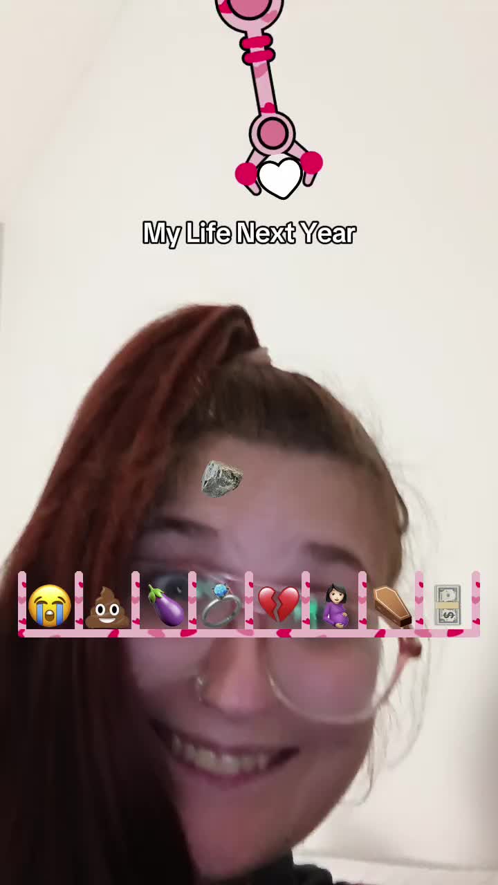 @VannessaTyo